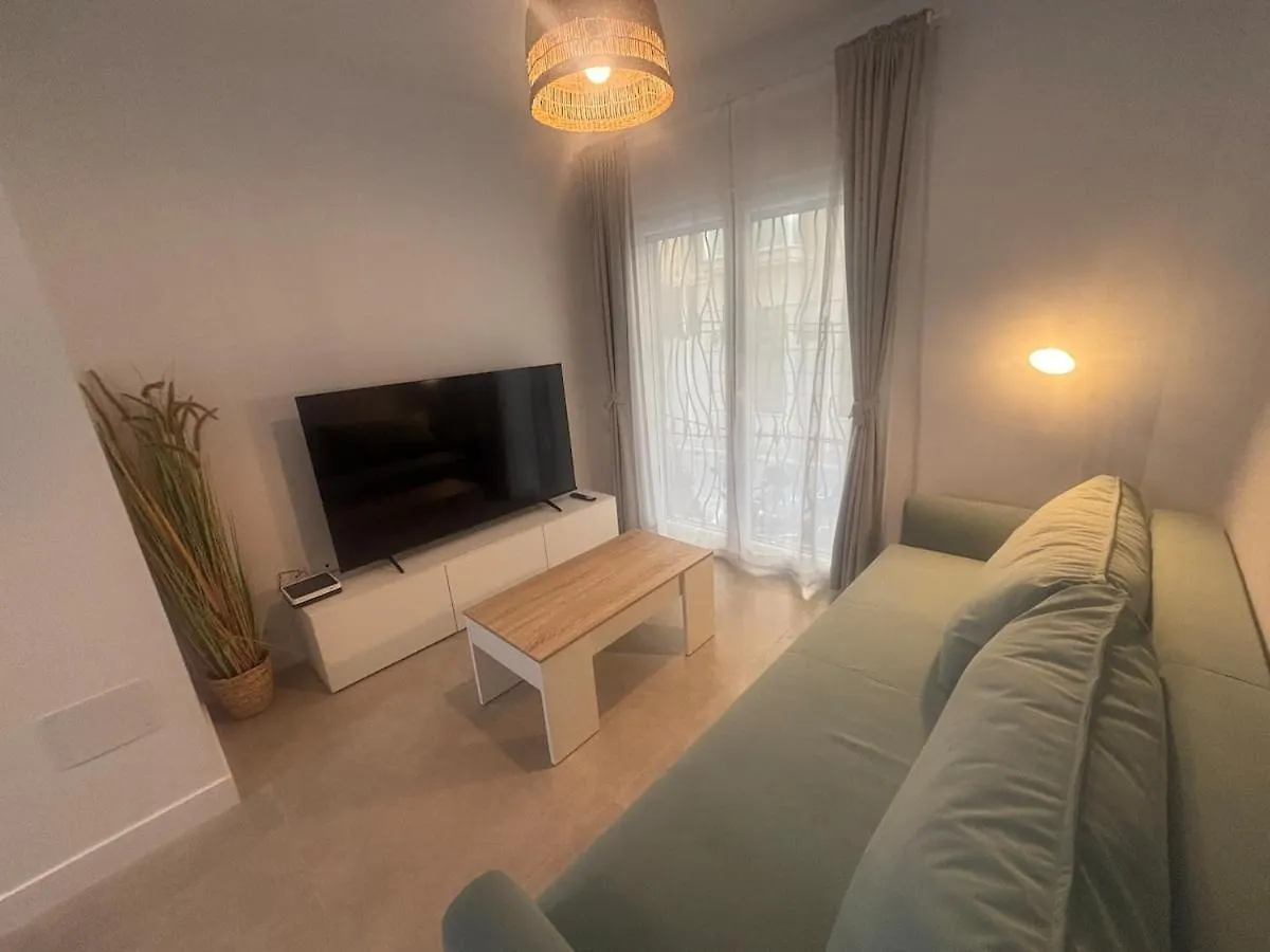 Nuevo! En El Centro! 1M Metro, Zambrano Y Con Parking Apartment Malaga Spain