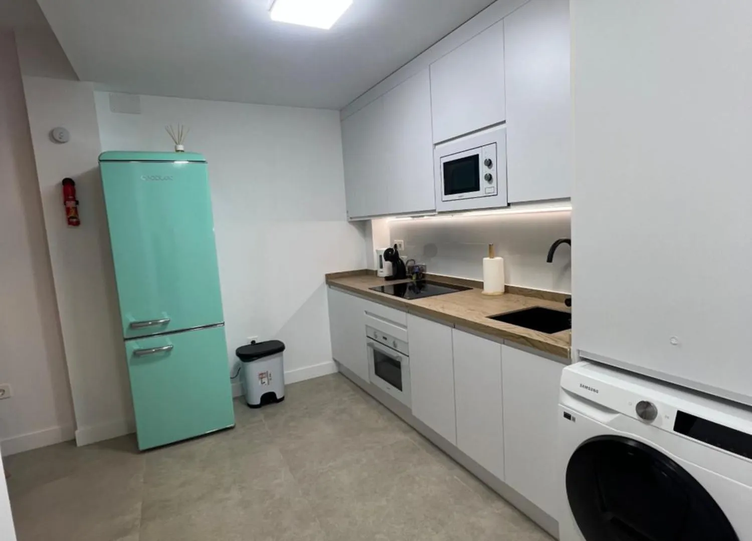 Nuevo! En El Centro! 1M Metro, Zambrano Y Con Parking Apartment Malaga