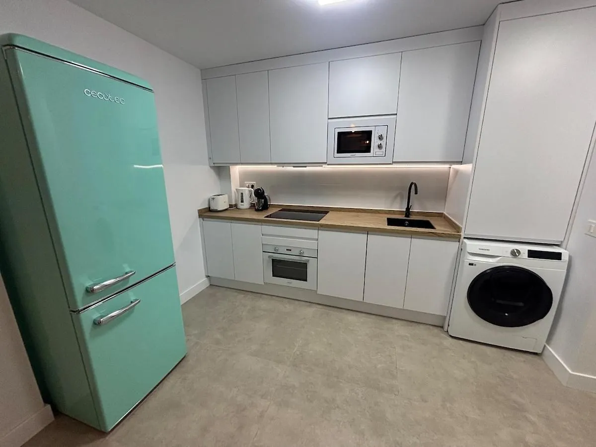 Nuevo! En El Centro! 1M Metro, Zambrano Y Con Parking Apartment Malaga Spain
