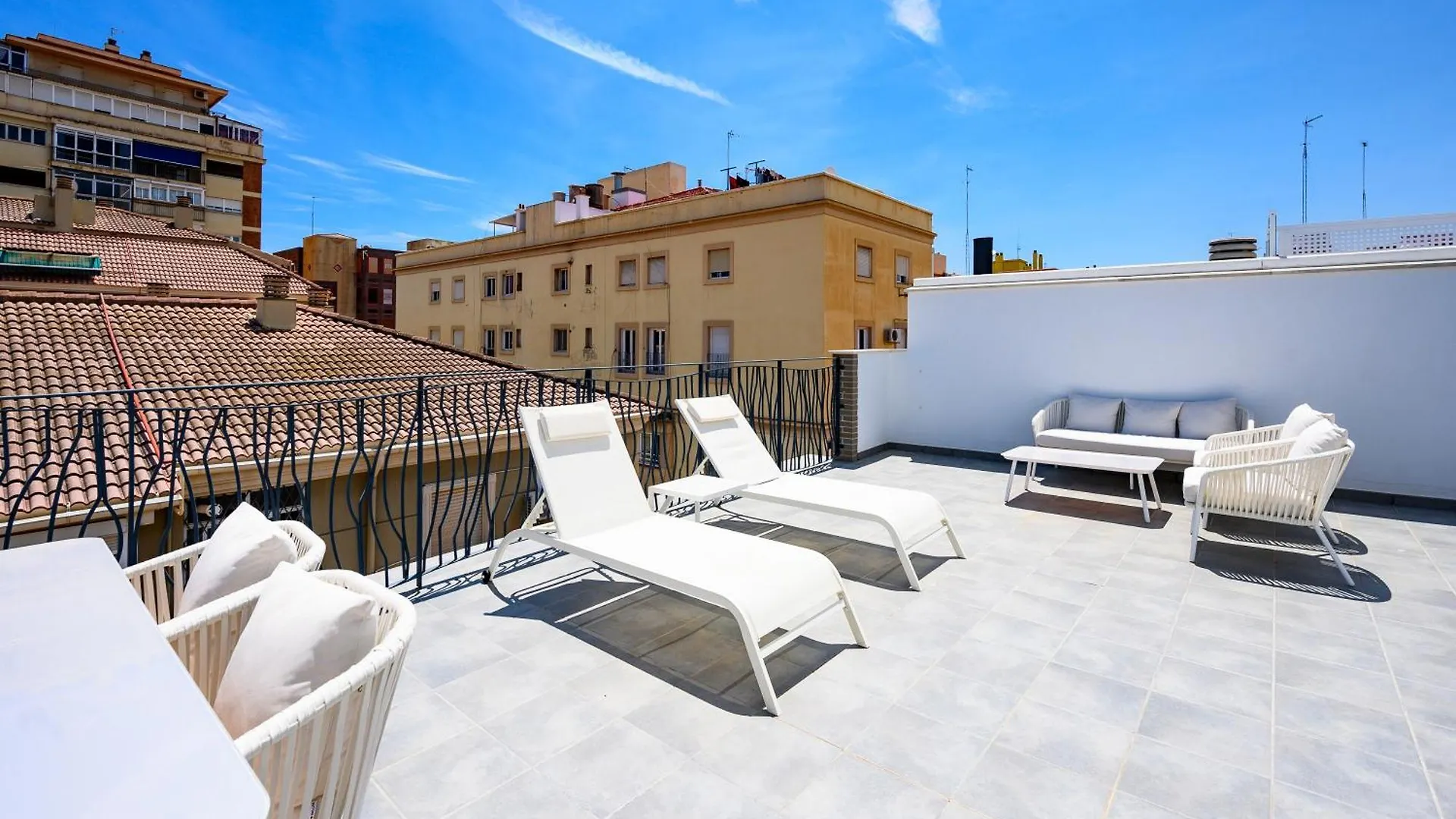 Appartamento Nuevo! En El Centro! 1M Metro, Zambrano Y Con Parking Málaga 0*,  Spagna